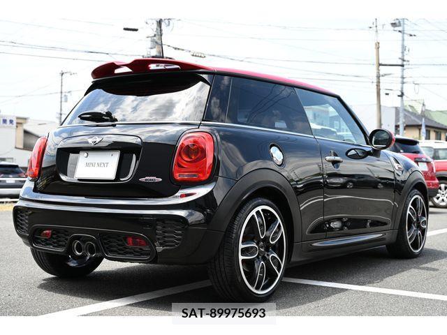 Bmw MINI 2018-06 331979-4