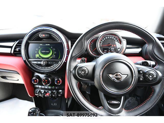 Bmw MINI 2018-06 331979-17