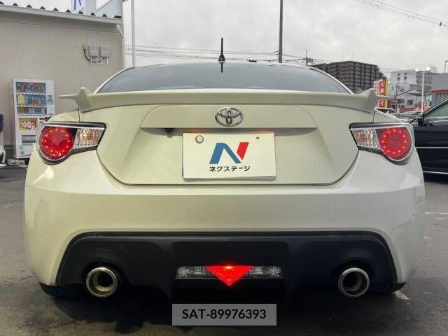 Toyota 86 2014-03 291460-15