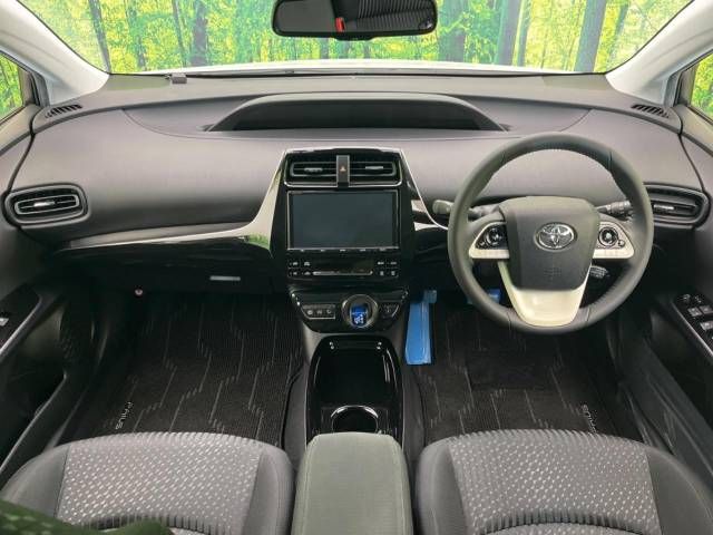 Toyota PRIUS 2018-07 5200-2