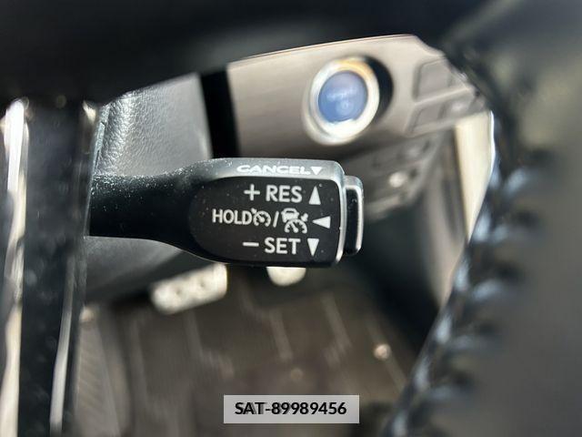 Toyota PRIUS 2021-07 228473-17