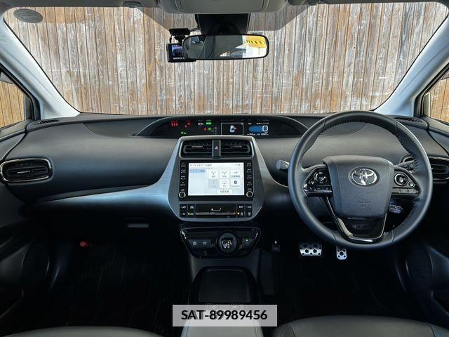 Toyota PRIUS 2021-07 228473-2