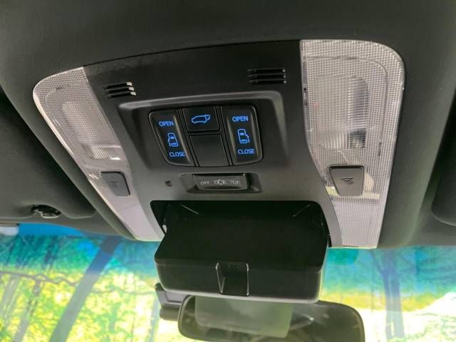 Toyota ALPHARD 2017-04 27792-6