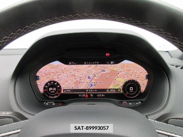 Audi Q2 2021-10 335419-12