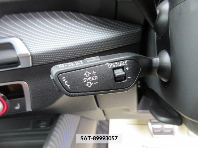 Audi Q2 2021-10 335419-13