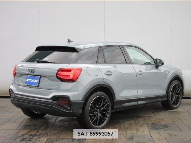 Audi Q2 2021-10 335419-2