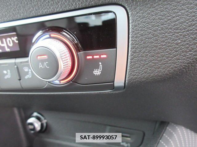 Audi Q2 2021-10 335419-19