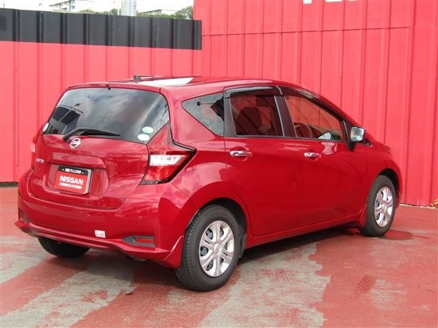 Nissan NOTE 2017-09 24437-2