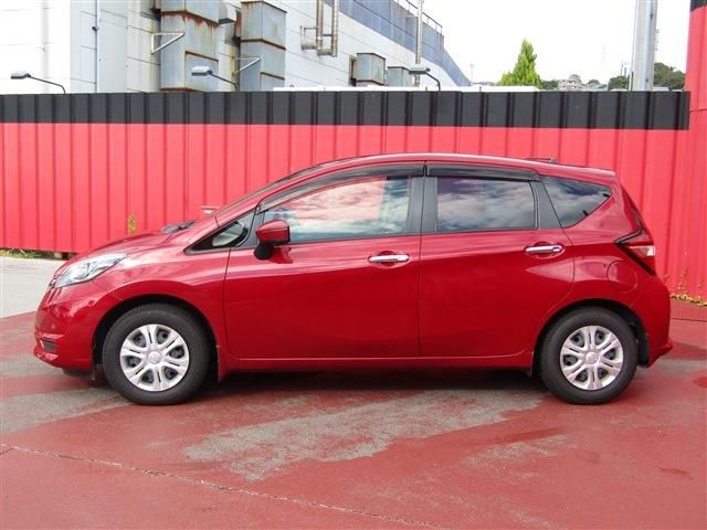 Nissan NOTE 2017-09 24437-21
