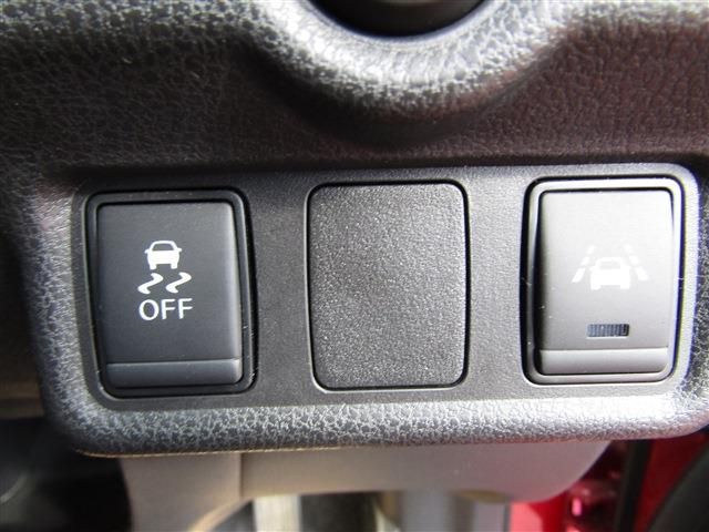 Nissan NOTE 2017-09 24437-11
