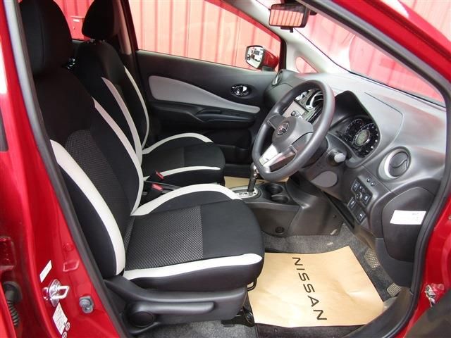 Nissan NOTE 2017-09 24437-4