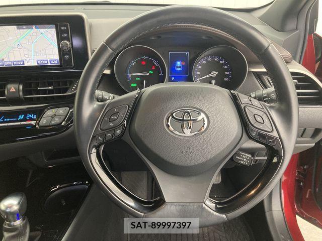 Toyota C-HR 2017-09 264245-19