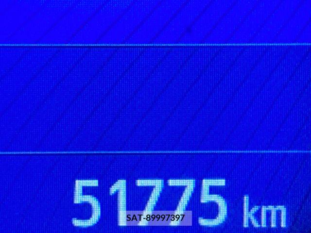 Toyota C-HR 2017-09 264245-13
