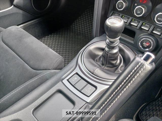 Toyota 86 2018-02 332571-1