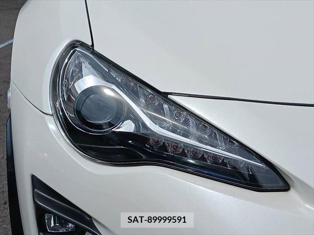 Toyota 86 2018-02 332571-20
