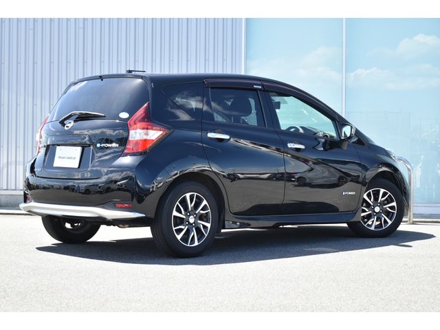Nissan NOTE 2018-09 24251-1
