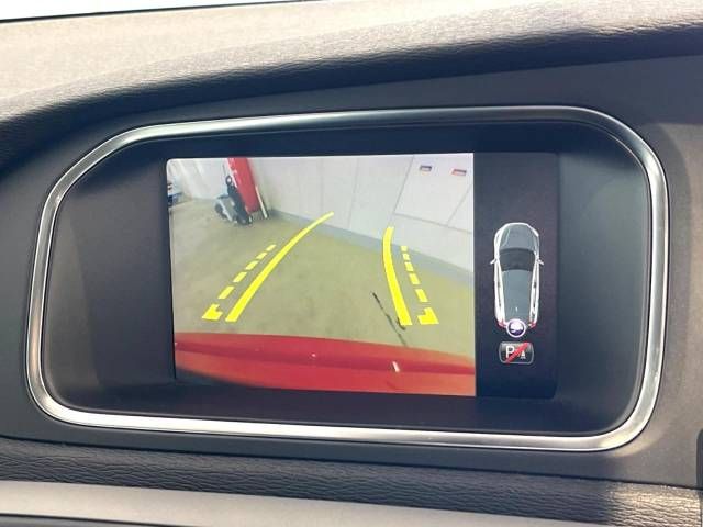 Volvo V40 2018-02 196410-5