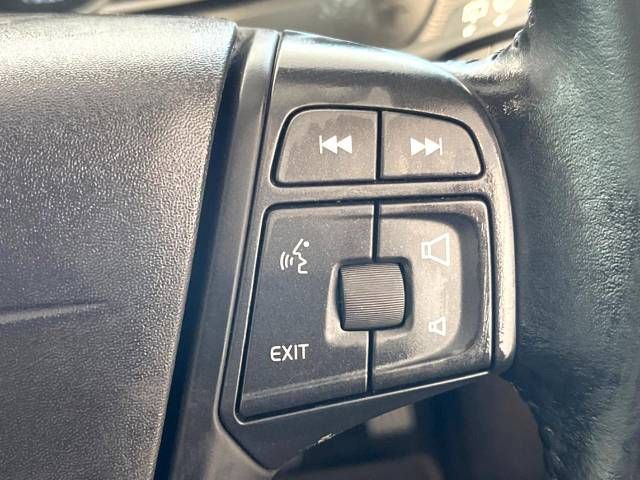 Volvo V40 2018-02 196410-9