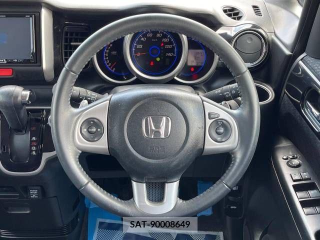 Honda N BOX 2013-08 279443-11