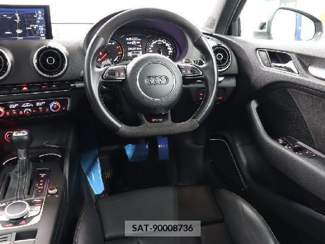 Audi RS3 SPORTBACK 2016-09 320117-15