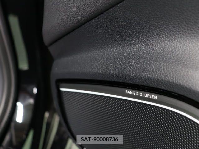 Audi RS3 SPORTBACK 2016-09 320117-1