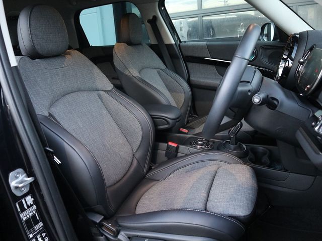 Bmw MINI 2023-04 28694-13
