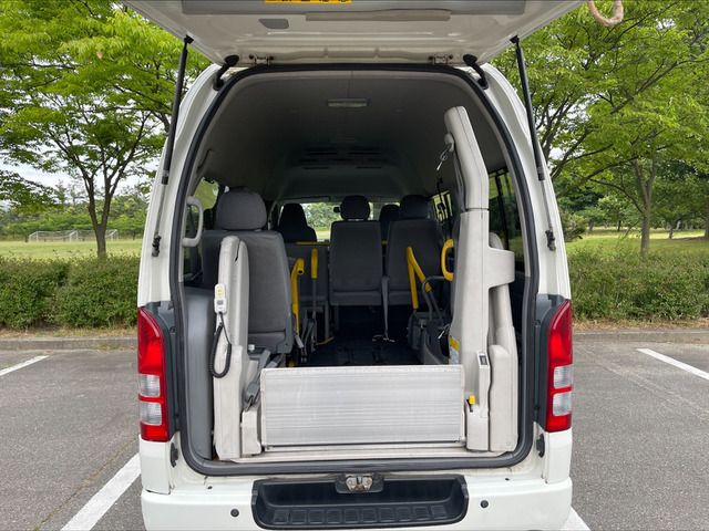 Toyota HIACE VAN 2005-07 3458-8