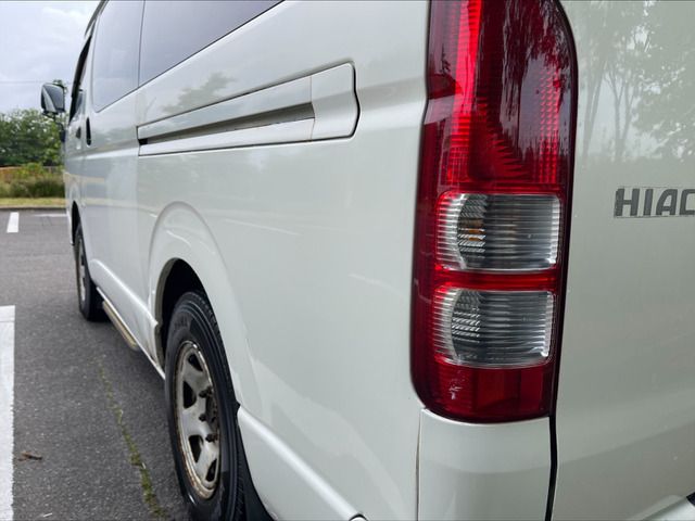 Toyota HIACE VAN 2005-07 3458-19