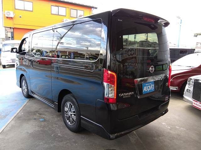 Nissan NV350 Caravan 2020-08 20043-1