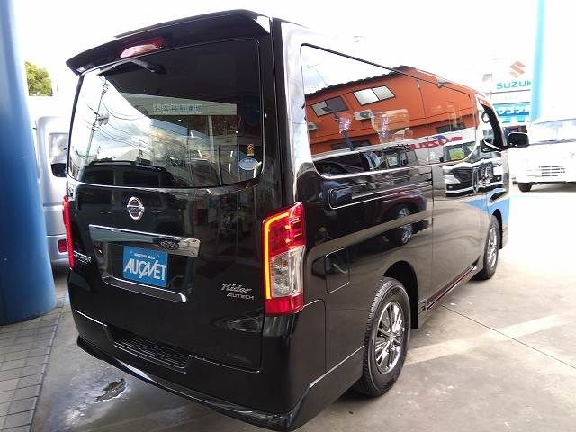 Nissan NV350 Caravan 2020-08 20043-21