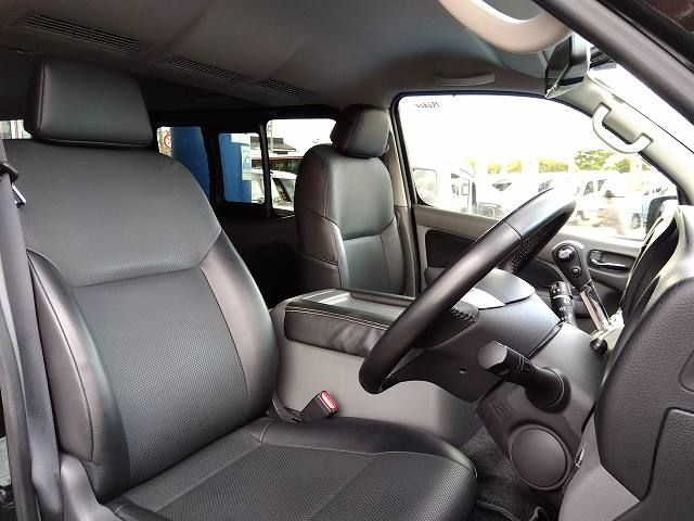 Nissan NV350 Caravan 2020-08 20043-8
