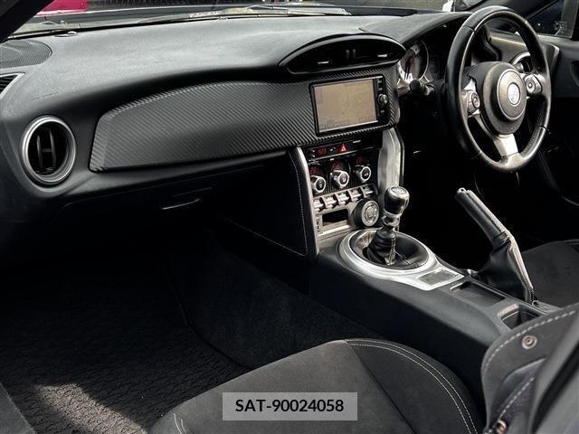 Toyota 86 2017-12 206538-12