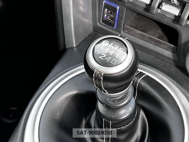 Toyota 86 2017-12 206538-11