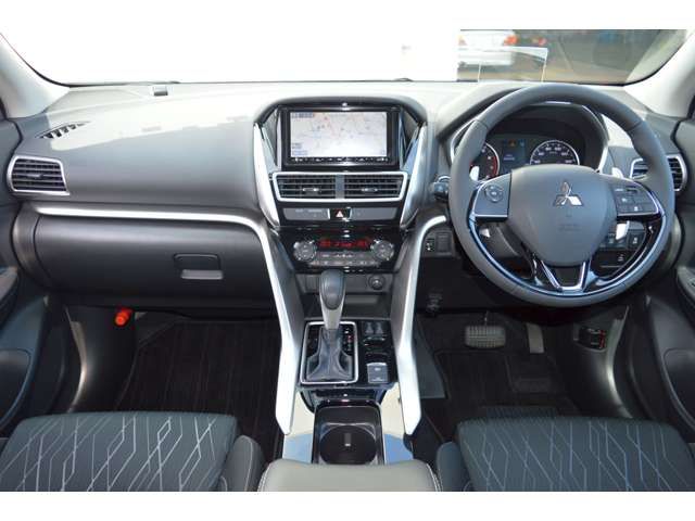 Mitsubishi ECLIPSE CROSS 2019-05 183077-3