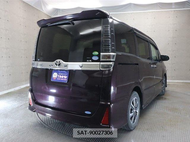 Toyota VOXY 2018-11 202222-1