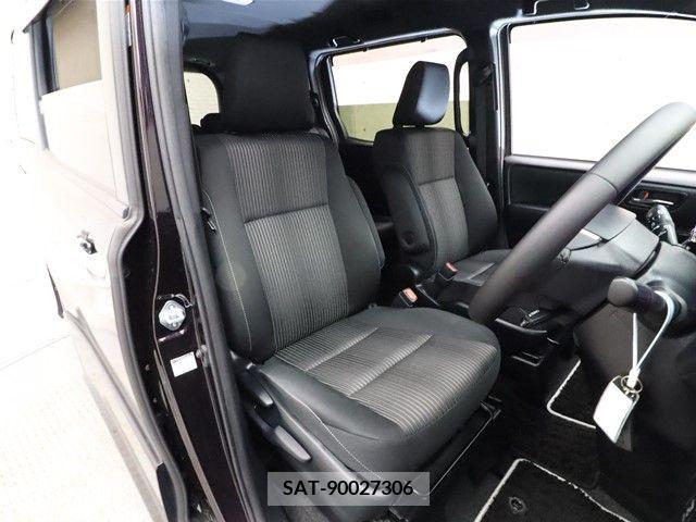 Toyota VOXY 2018-11 202222-3