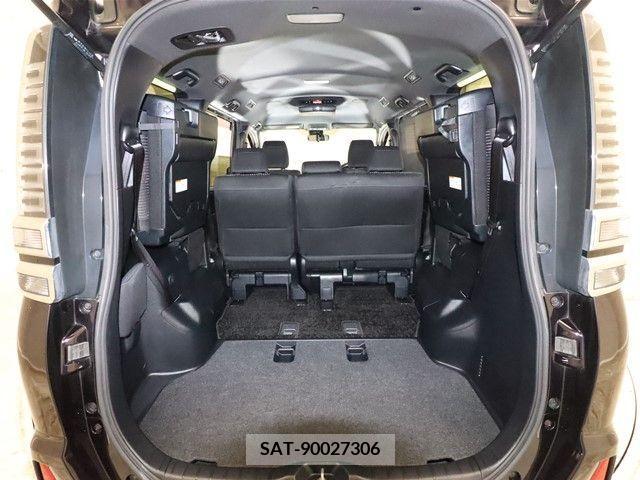 Toyota VOXY 2018-11 202222-8