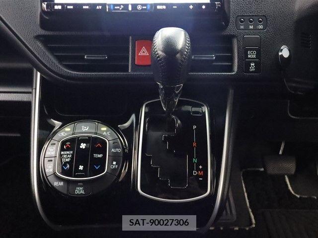 Toyota VOXY 2018-11 202222-12