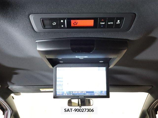 Toyota VOXY 2018-11 202222-18