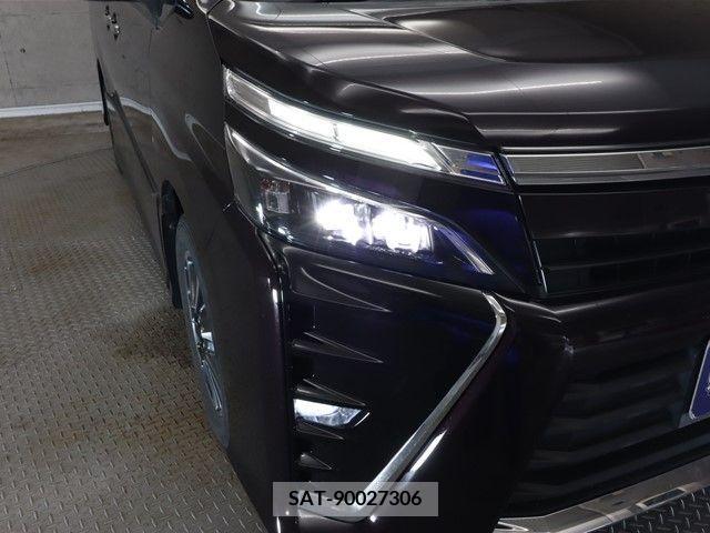 Toyota VOXY 2018-11 202222-19
