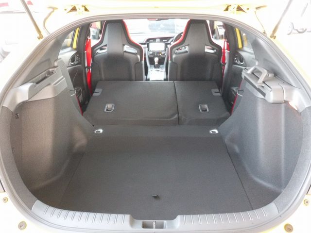 Honda CIVIC 2021-03 6581-18