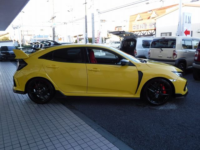 Honda CIVIC 2021-03 6581-3