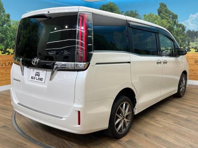 Toyota ESQUIRE 2019-02 12418-17