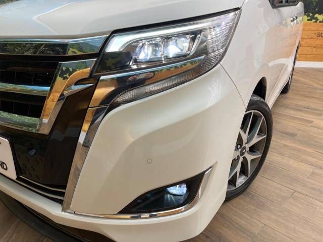 Toyota ESQUIRE 2019-02 12418-12