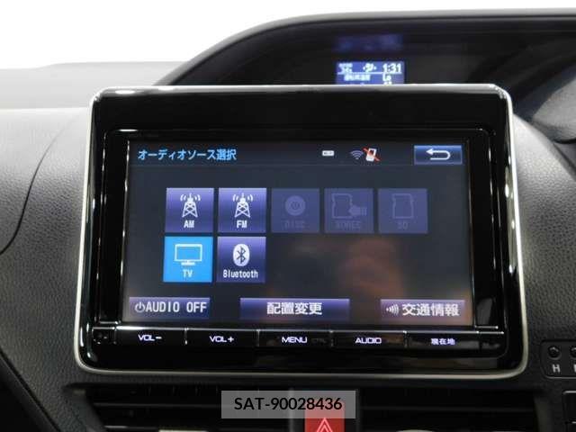 Toyota VOXY 2015-12 217663-14
