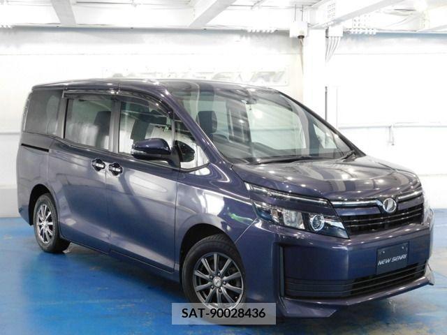 Toyota VOXY 2015-12 217663-0