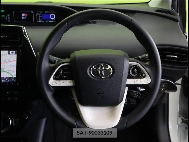 Toyota PRIUS 2018-12 225434-7