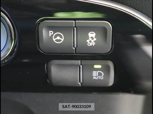 Toyota PRIUS 2018-12 225434-14