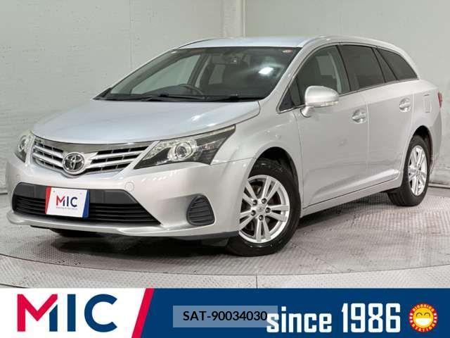 Toyota AVENSIS WAGON 2012-08 293927-5