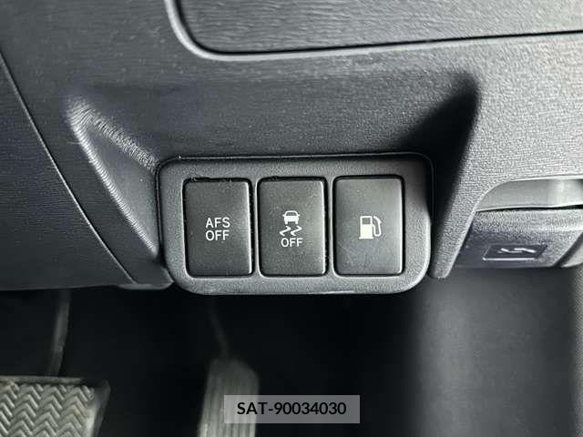 Toyota AVENSIS WAGON 2012-08 293927-18